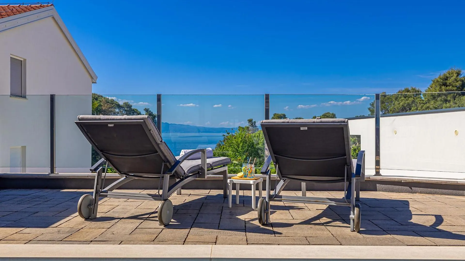Holiday Apartment Aquavista With Private Pool Malinska Hırvatistan