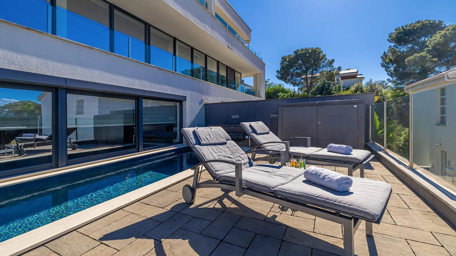Holiday Apartment Aquavista With Private Pool Malinska