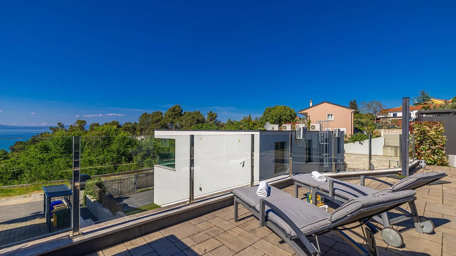 Holiday Apartment Aquavista With Private Pool Malinska 0*,